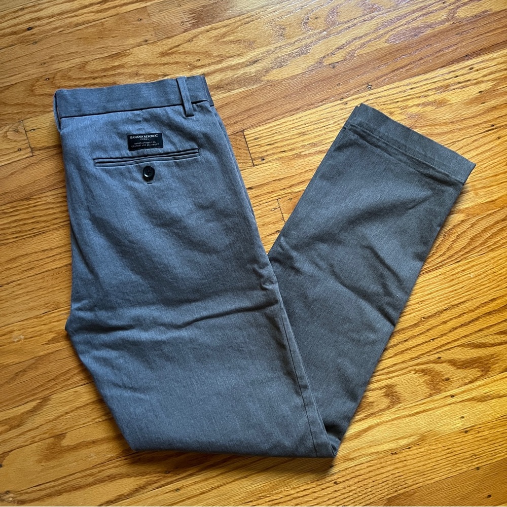 Banana Republic Aiden Rapid Movement Chino